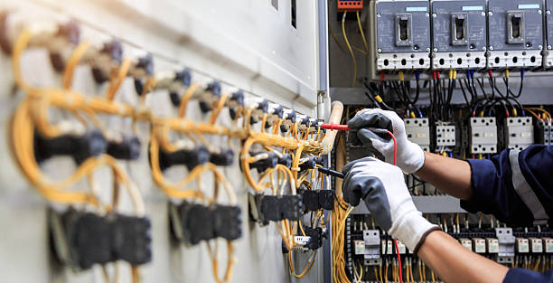 Professional Electrician technician working in Remerton, GA